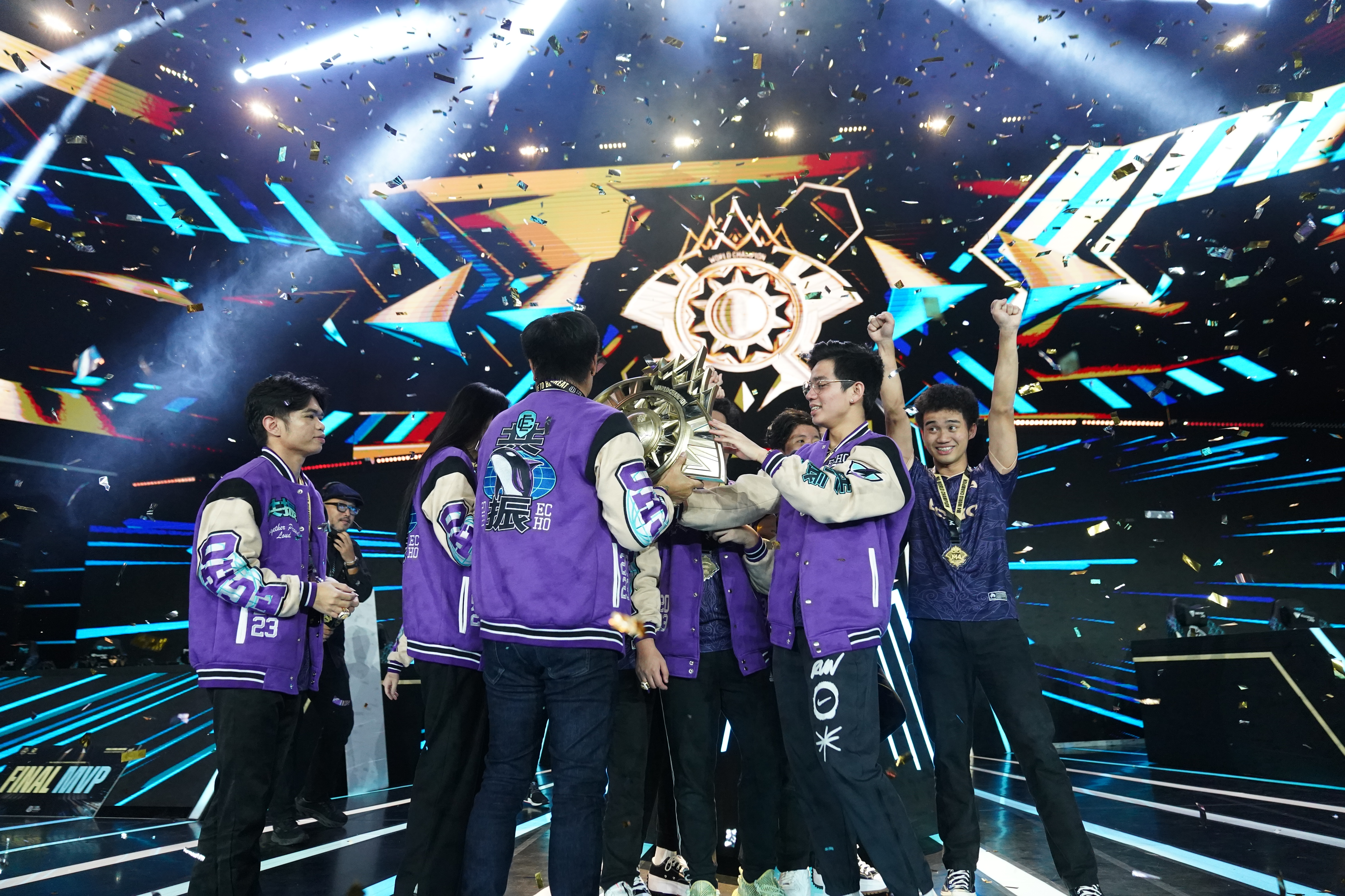 精彩瞬间回顾赛场风云，顶尖球队争夺胜利的简单介绍