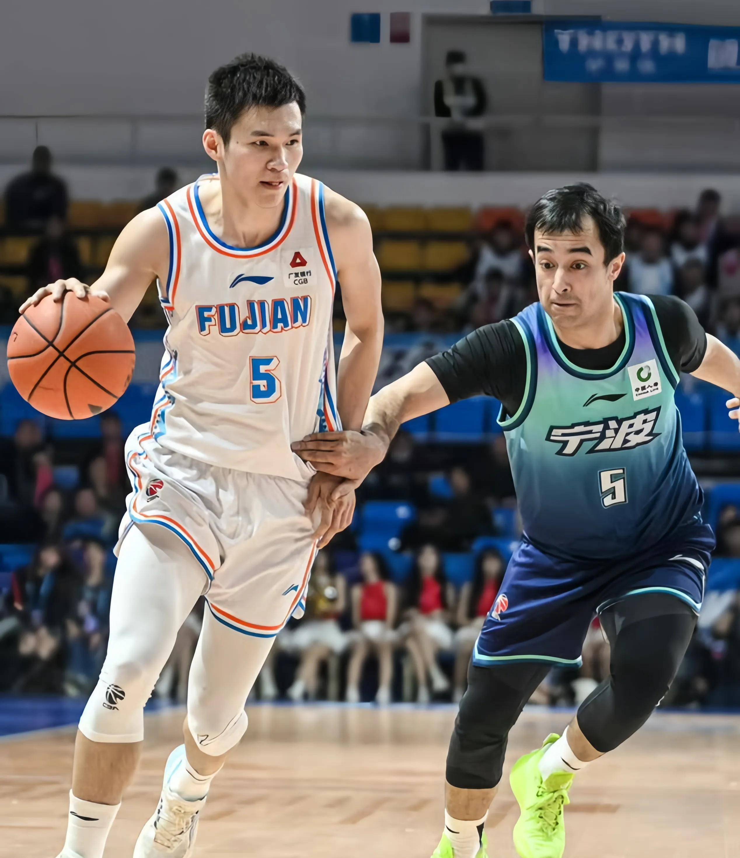 江苏男篮战胜对手，火力全开获胜