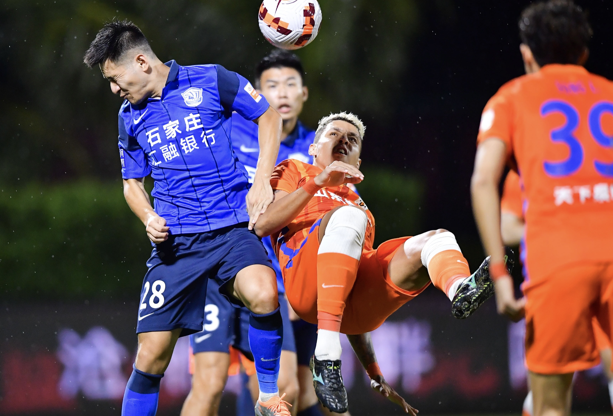 山东队技压浙江,豪取连胜,确保领先的简单介绍 山东队技压浙江,豪取连胜,确保领先的简单介绍