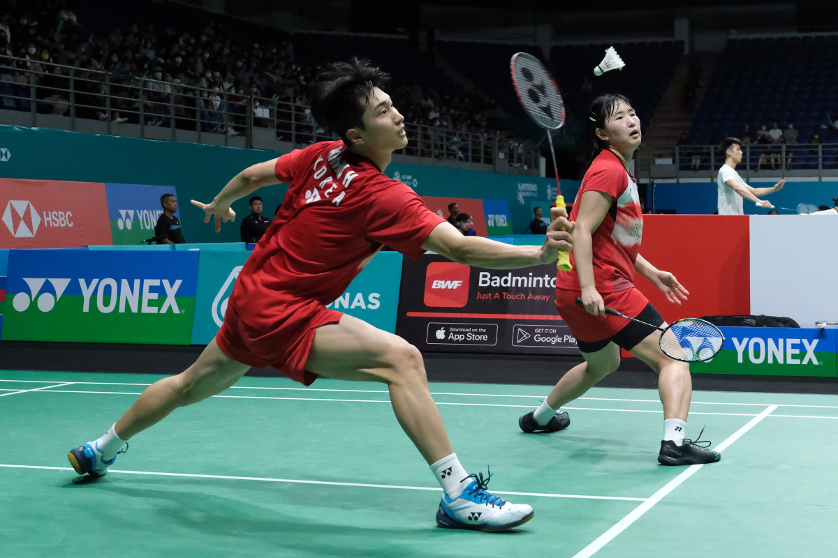 关于丹麦羽毛球队轻取英格兰羽毛球队，谌龙三分雨点燃全场的信息