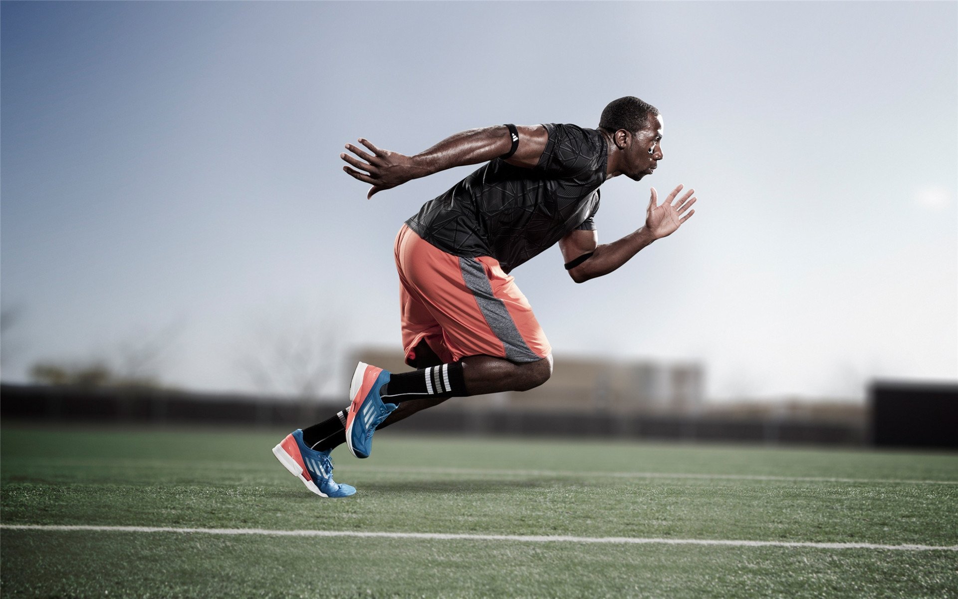 当风暴席卷安联，唯有穆勒，是永不偏移的坐标