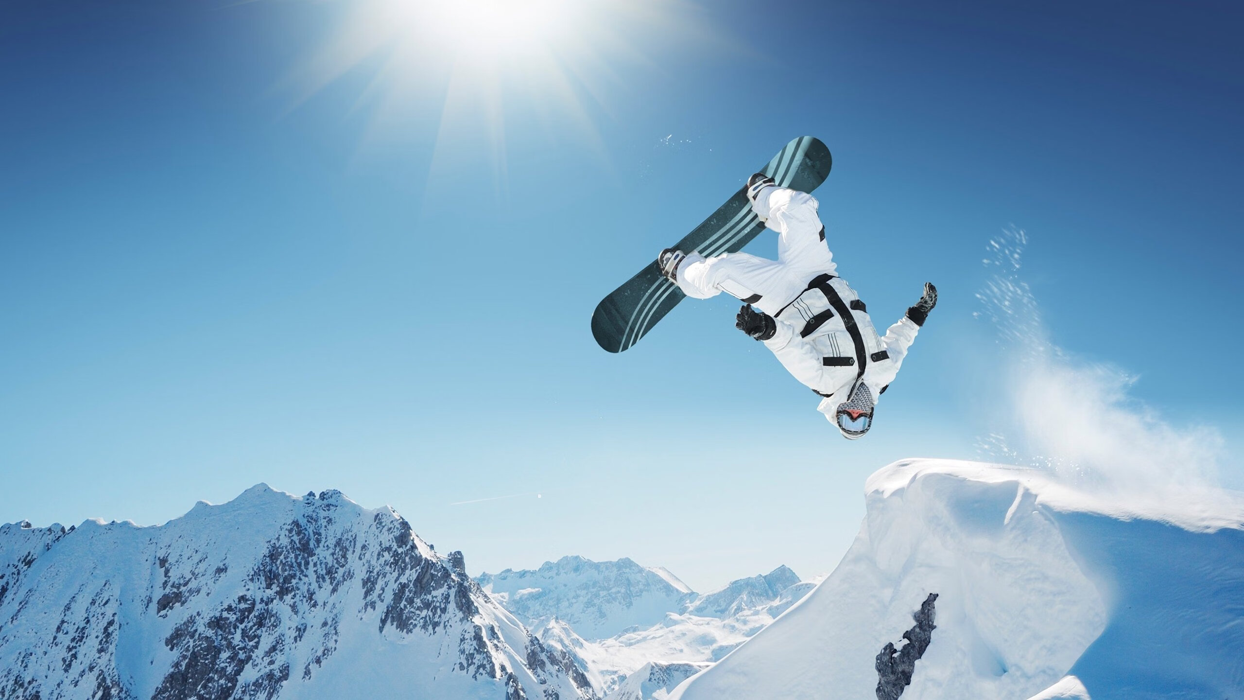 利拉德持续制造杀伤，魔术决胜局带走雷霆，一场关于坚韧与策略的胜利